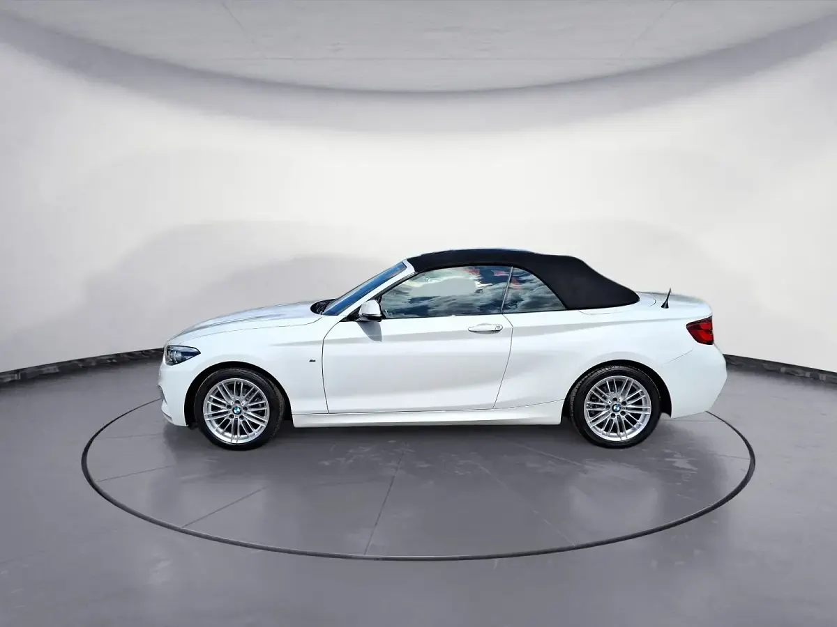 Käytetty BMW 218 M Sport 136 HP (100 kW) 2020 Avoauto
