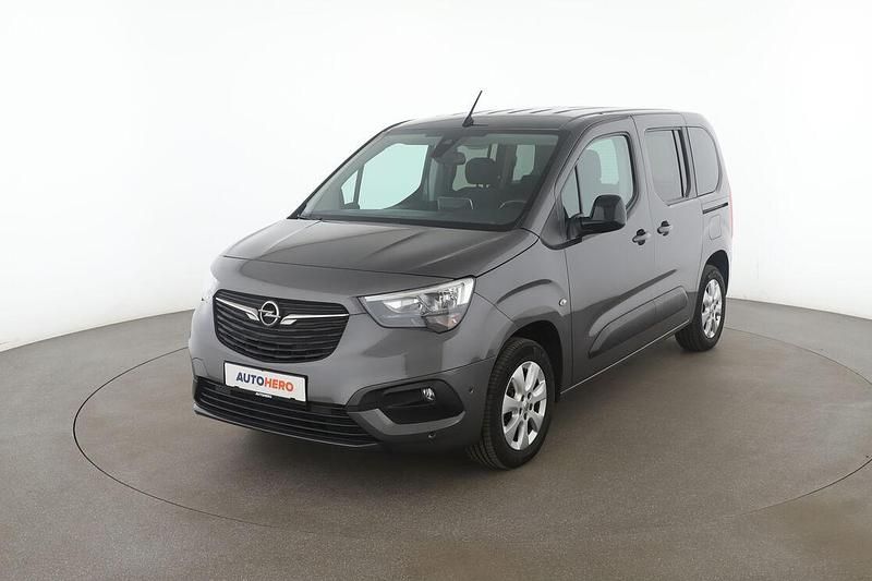 Grau Gebraucht 2022 Opel Combo Life Elegance Van / Kleinbus | 23.150 € (Etwas zu teuer) - Bild 1/3