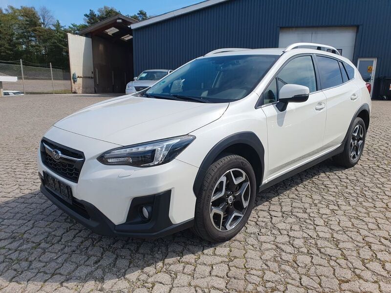 Weiß Gebraucht 2018 Subaru XV SUV | 12.000 € - Bild 1/4