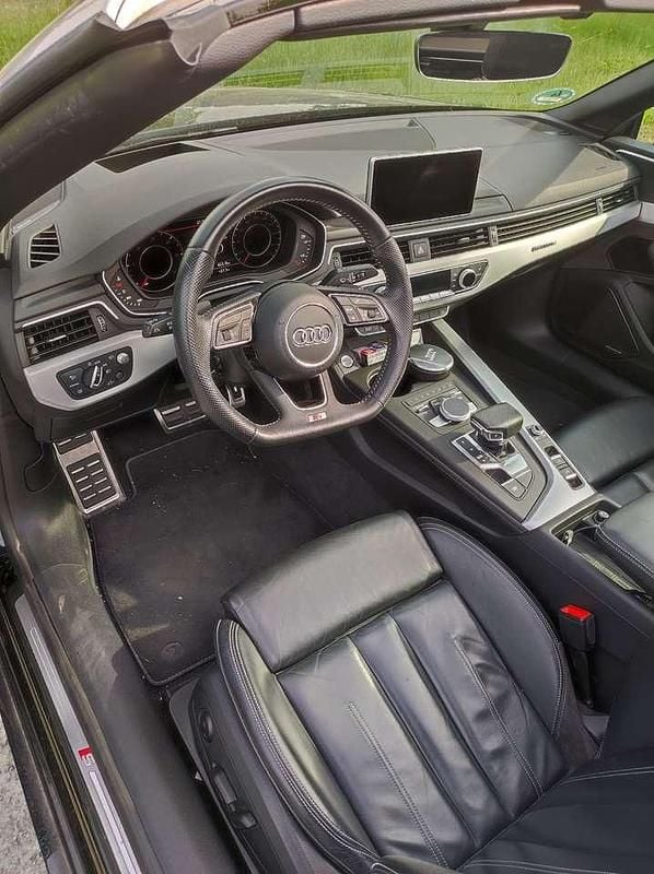 Gebraucht Audi A5 Cabriolet Sport 218 PS (160 kW) 2017 Schwarz Cabrio