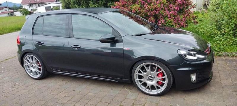 Gebraucht VW Golf VI GTI 387 PS (284 kW) 2011 Andere außenfarben Kleinwagen