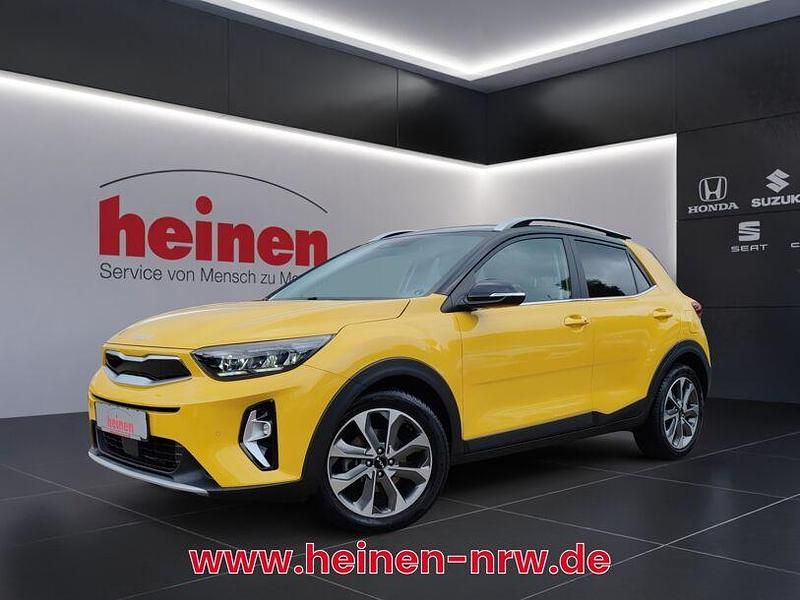 Gelb Gebraucht 2023 Kia Stonic Platinum SUV | 19.309 € (Fairer Preis) - Bild 1/4