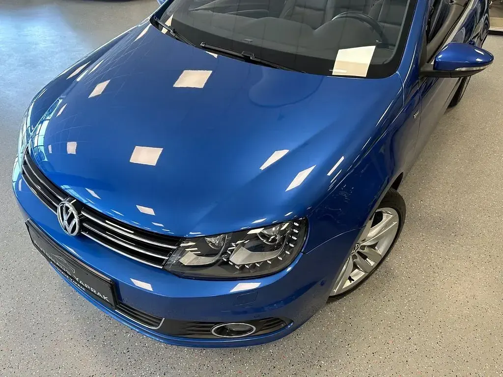Gebraucht VW Eos Cup 140 PS (102 kW) 2015 Blau Cabrio