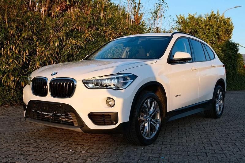 Gebraucht BMW X1 Advantage 150 PS (110 kW) 2015 Weiß SUV