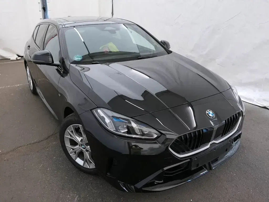 Gebraucht BMW 120 M Sport 170 PS (125 kW) 2025 Schwarzkeine angabe Kleinwagen