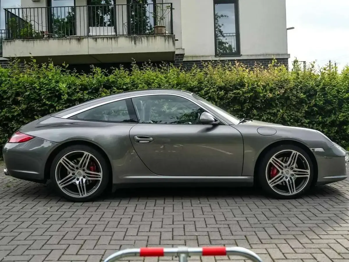 Gebraucht Porsche 997 385 PS (283 kW) 2008 Grau Coupé