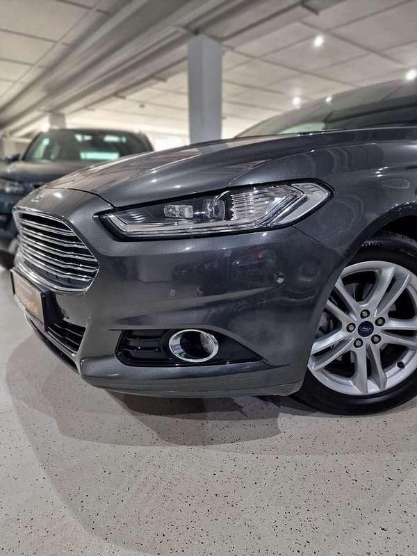 Gebraucht Ford Mondeo Titanium 203 PS (149 kW) 2016 Grau Kombi