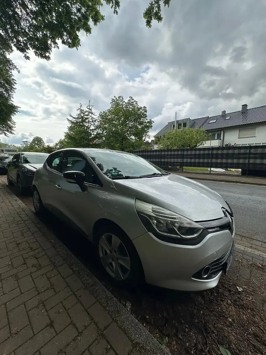 Gebraucht Renault Clio 90 PS (66 kW) 2016 Kleinwagen