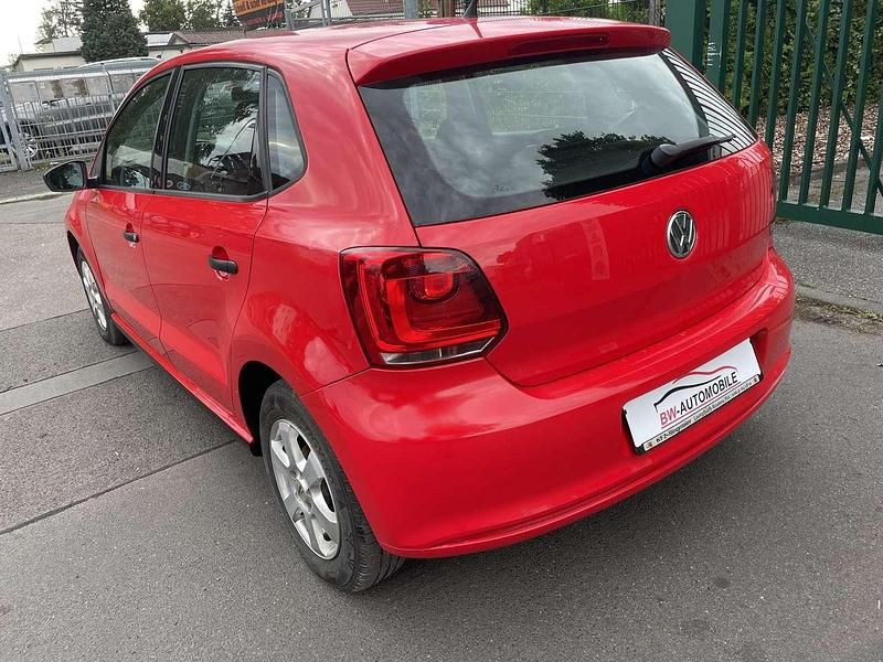 Gebraucht VW Polo Trendline 60 PS (44 kW) 2009 Flashrot Kleinwagen