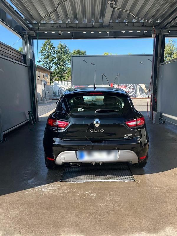 Gebraucht Renault Clio IV GT 118 PS (86 kW) 2018 Schwarz Kleinwagen