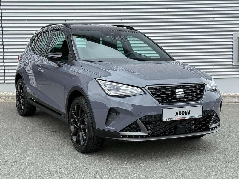 Gebraucht Seat Arona Black Edition 116 PS (85 kW) 2025 Graphengrau SUV