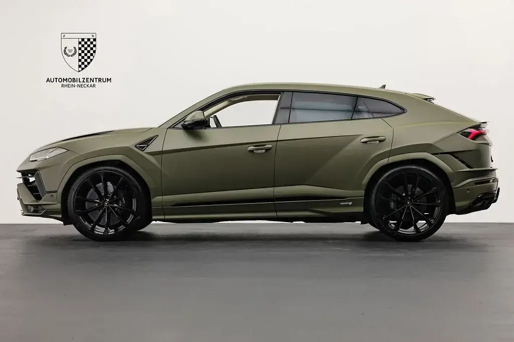 Gebraucht Lamborghini Urus 666 PS (489 kW) 2023 Verde turbine matt SUV