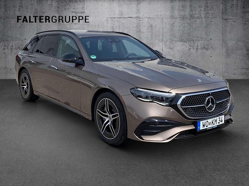 Gebraucht Mercedes E220 AMG 197 PS (144 kW) 2024 Lack samtbraun Kombi