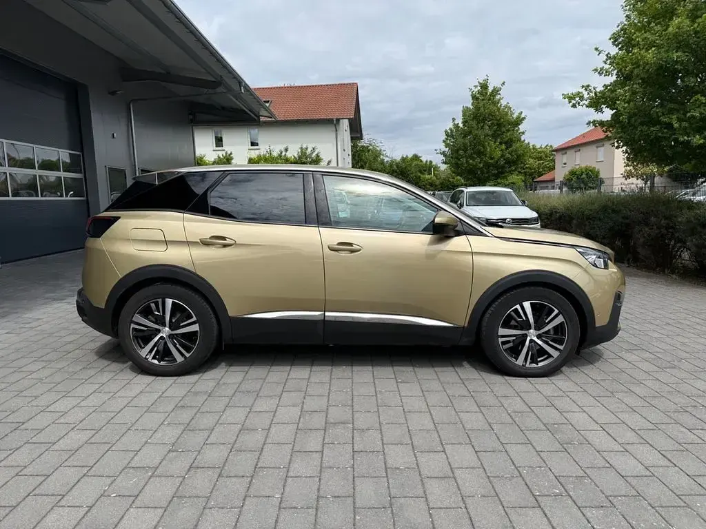 Gebraucht Peugeot 3008 Allure 150 PS (110 kW) 2018 Pyrite SUV