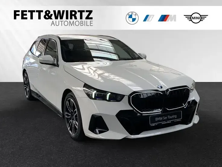 Gebraucht BMW 520 M Sport 197 PS (144 kW) 2025 Kombi
