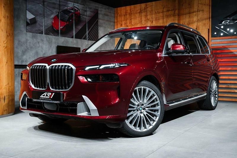 Gebraucht BMW X7 381 PS (280 kW) 2023 Rot SUV