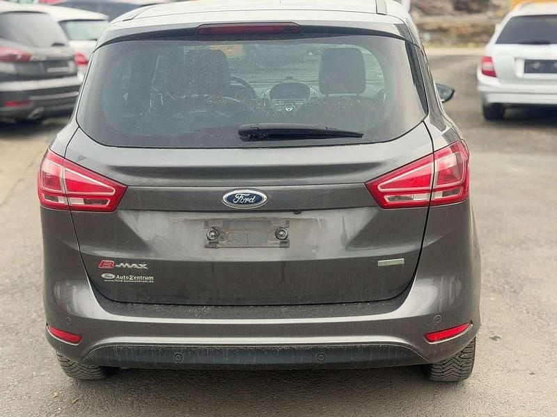 Gebraucht Ford B-MAX Titanium 125 PS (91 kW) 2015 Magneticgrau (metallic) Van / Kleinbus