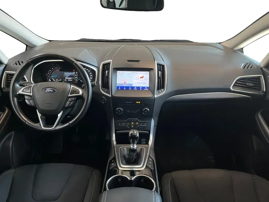 Gebraucht Ford S-MAX Titanium S 190 PS (139 kW) 2019 Grau Van / Kleinbus