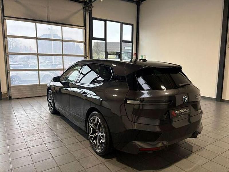 Gebraucht BMW iX Sport Line 239 kW (326 PS) 2023 Grau SUV