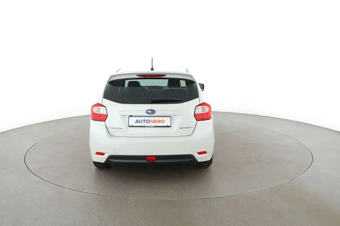 Gebraucht Subaru Impreza Comfort 152 PS (111 kW) 2016 Weiß Limousine