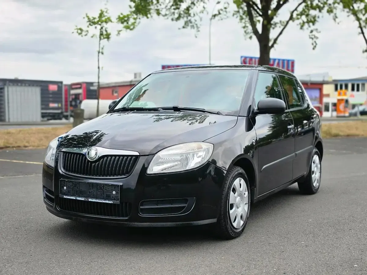 Gebraucht Skoda Fabia Cool Edition 69 PS (50 kW) 2009 Schwarz Limousine