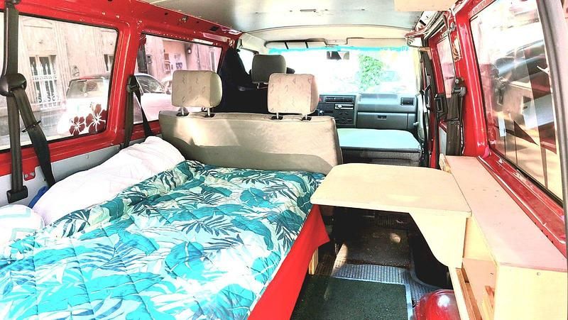 Rot Gebraucht 2001 VW T4 Van | 7.300 € (Teuer) - Bild 1/4