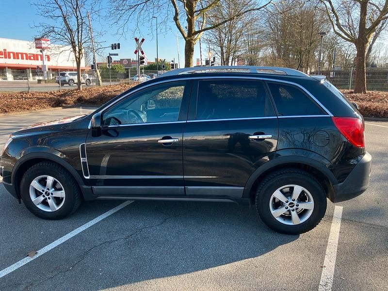 Gebraucht Opel Antara 183 PS (134 kW) 2012 Schwarz SUV