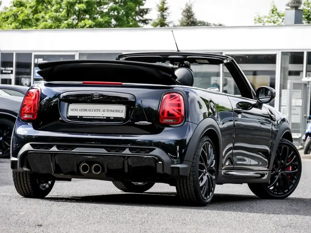 Gebraucht Mini John Cooper Works Cabriolet 231 PS (169 kW) 2022 Schwarz Cabrio