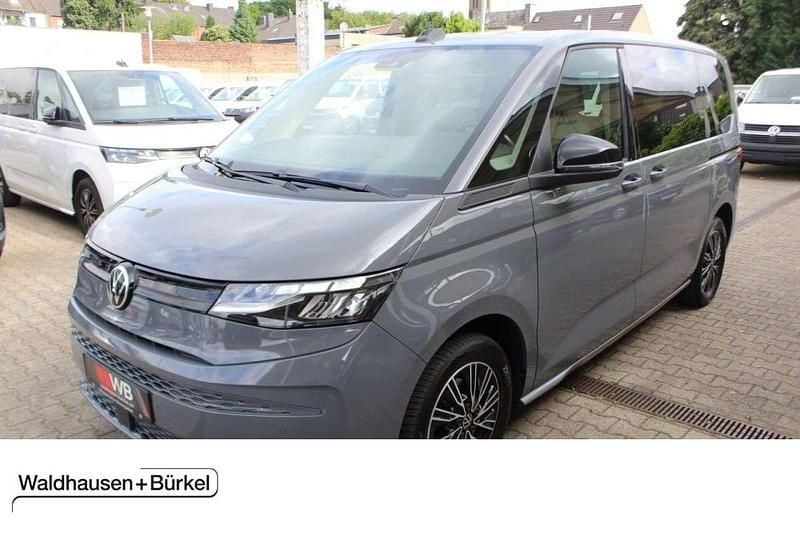 Grau Gebraucht 2023 VW T7 Basis Van | 45.950 € (Superpreis) - Bild 1/4