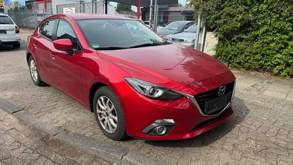 Gebraucht Mazda 3 Center-Line 150 PS (110 kW) 2014 Rot Limousine