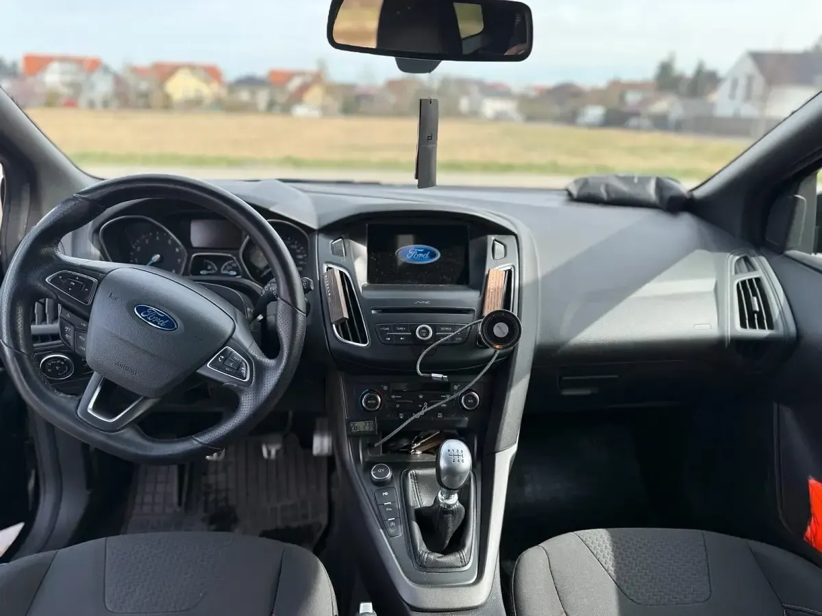 Gebraucht Ford Focus ST-Line 150 PS (110 kW) 2017 Schwarz Kombi
