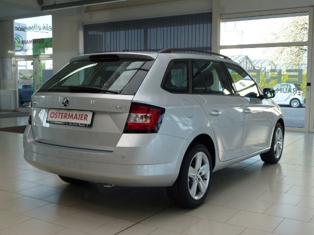 Gebraucht Skoda Fabia Cool Edition 90 PS (66 kW) 2016 Silber metallic Kleinwagen