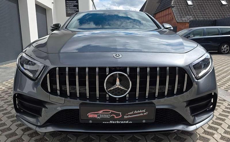 Selenitgrau metalliclack Gebraucht 2018 Mercedes CLS350 AMG Coupé | 39.890 € (Fairer Preis) - Bild 1/4