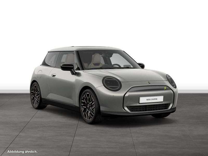 Other Gebraucht 2024 Mini Cooper SE Kleinwagen | 32.443 € (Etwas zu teuer) - Bild 1/3