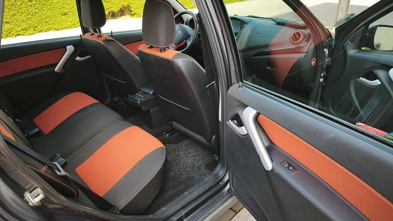 Gebraucht Lada Kalina 98 PS (72 kW) 2017 Grau Kombi