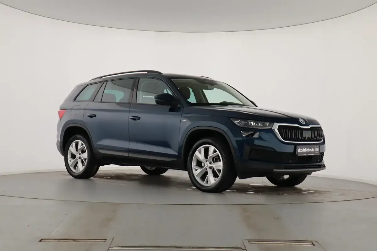 Gebraucht Skoda Kodiaq Clever 150 PS (110 kW) 2022 Lavablau metallic SUV