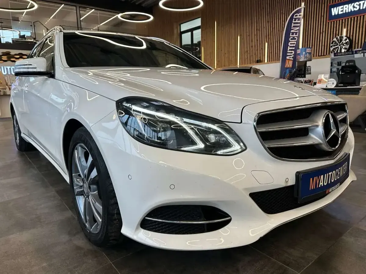 Gebraucht Mercedes E350 Avantgarde 258 PS (189 kW) 2016 Weiß Kombi