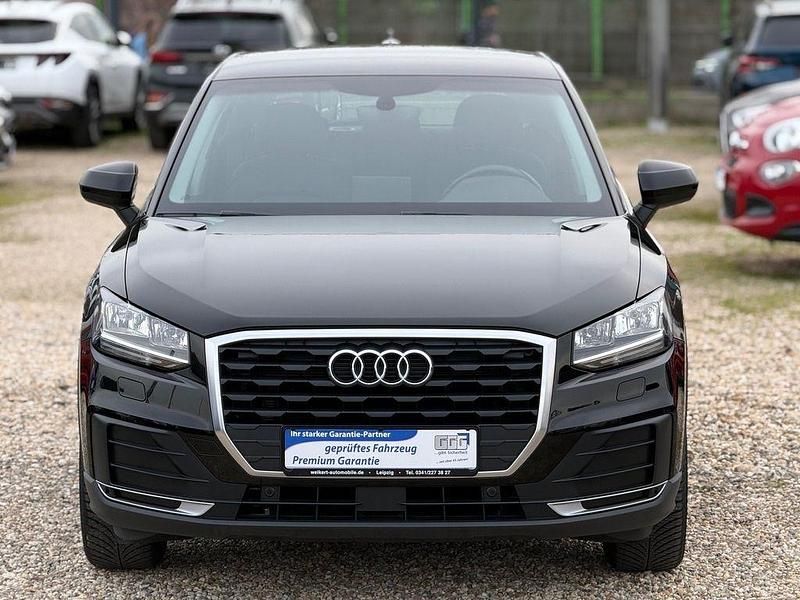 Używany Audi Q2 Basis 116 KM (85 kW) 2017 Czarny SUV