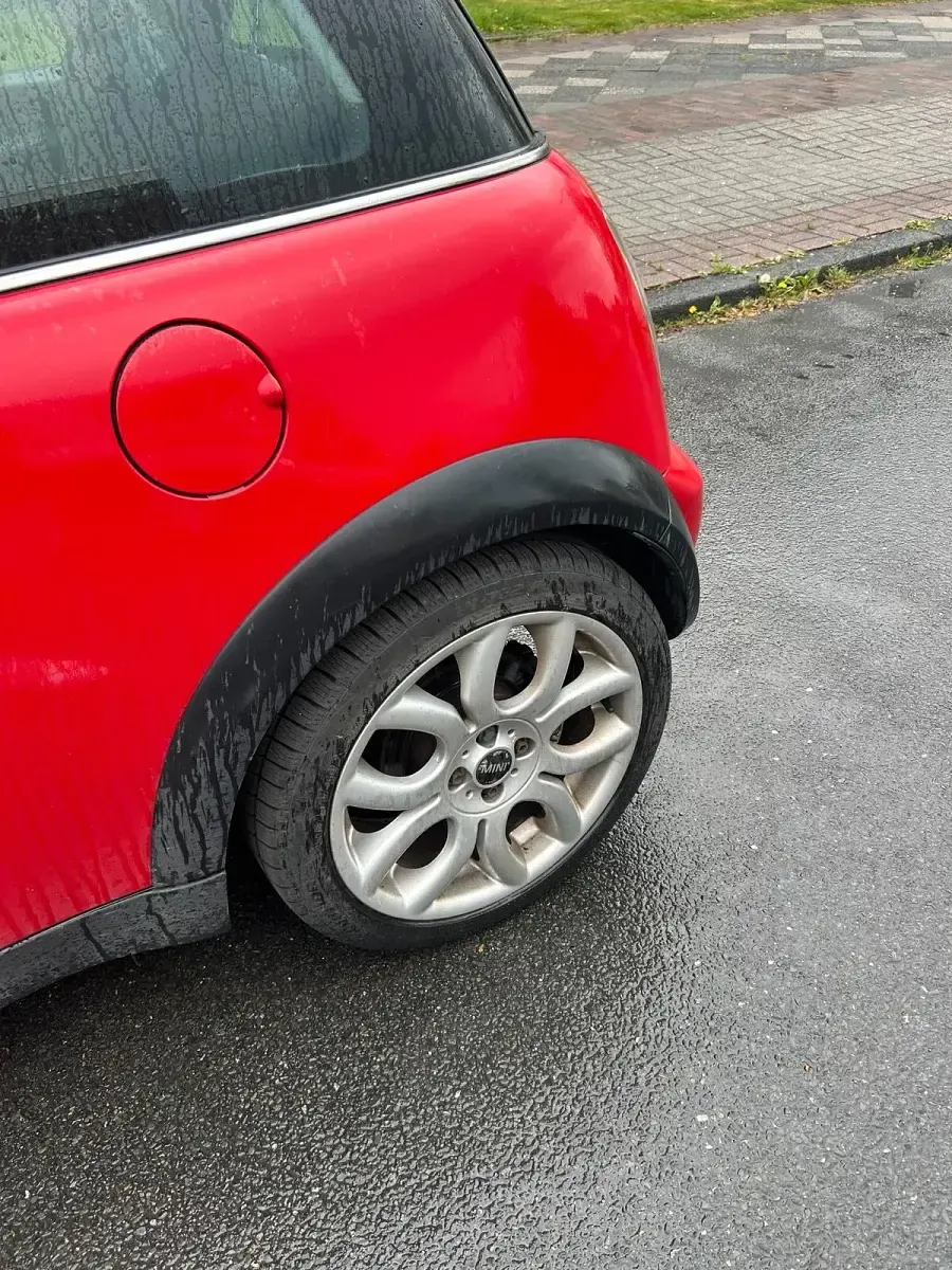 Usata Mini Cooper 90 CV (66 kW) 2002 Rosso Utilitaria