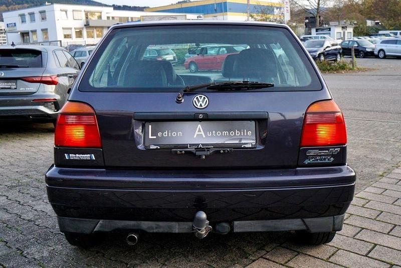 Gebraucht VW Golf III 75 PS (55 kW) 1996 Violett Limousine