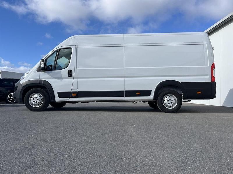 Gebraucht Opel Movano 165 PS (121 kW) 2024 Weiß Van
