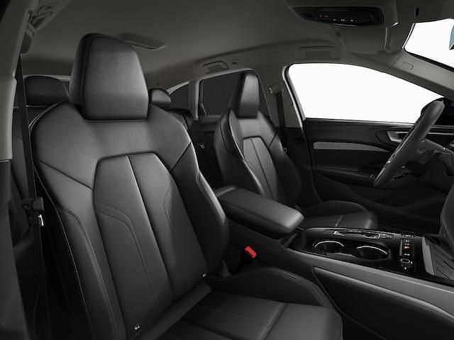 Gebraucht Audi A5 Ambiente 204 PS (150 kW) 2025 Firmamentblau metallic Kombi