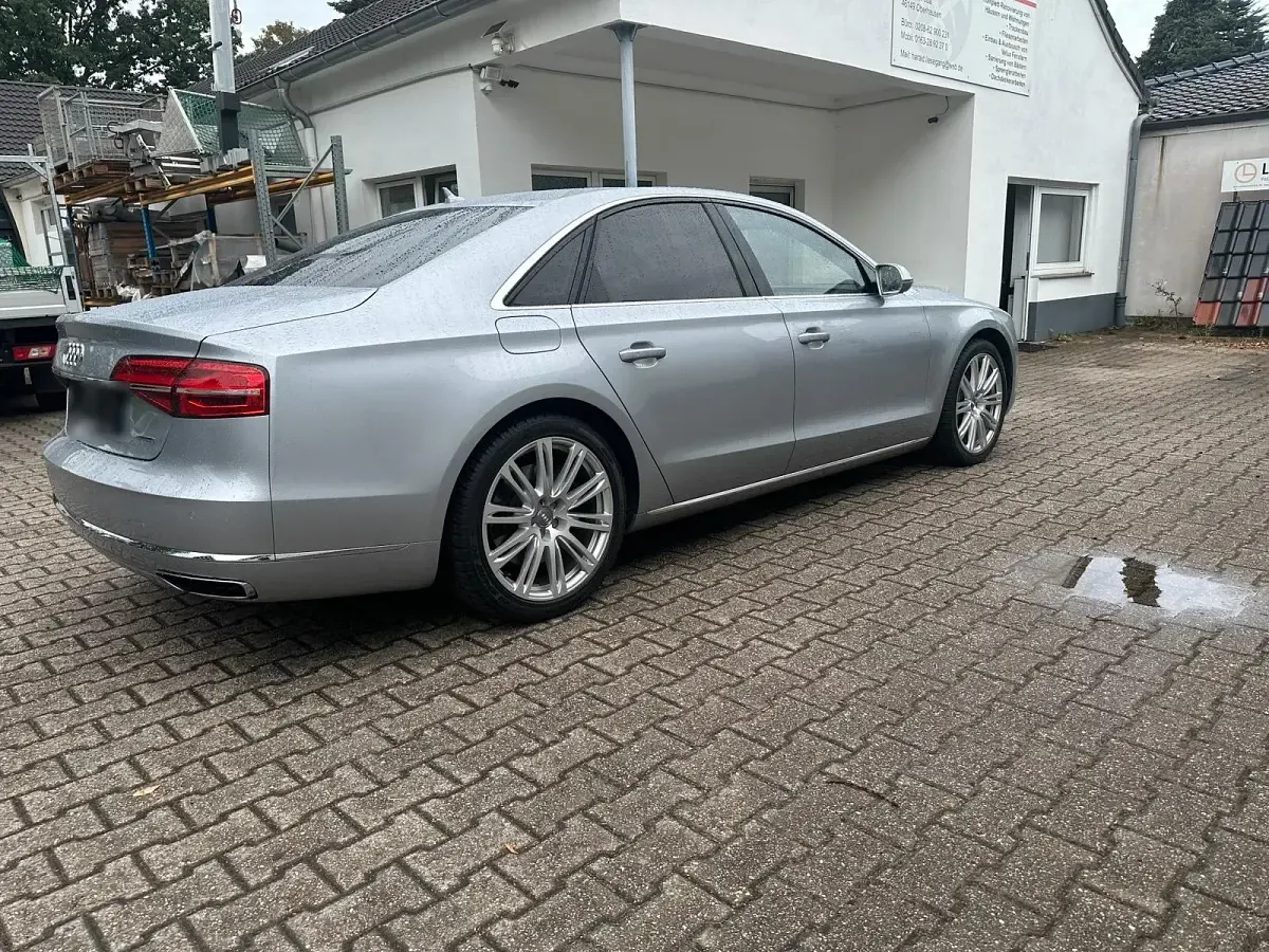 Gebraucht Audi A8 435 PS (319 kW) 2015 Silber Limousine