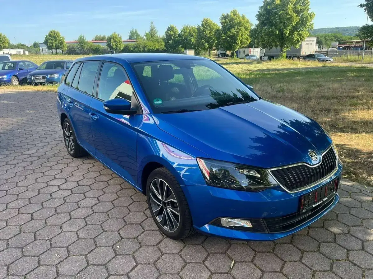 Gebraucht Skoda Fabia 90 PS (66 kW) 2016 Blau Kombi