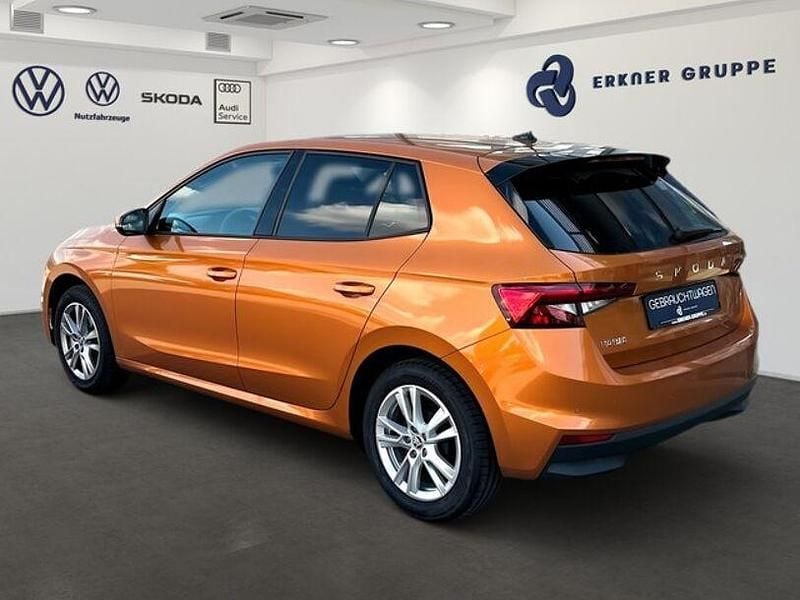 Gebraucht Skoda Fabia Selection 116 PS (85 kW) 2024 Phoenixorange premium meta... Kleinwagen