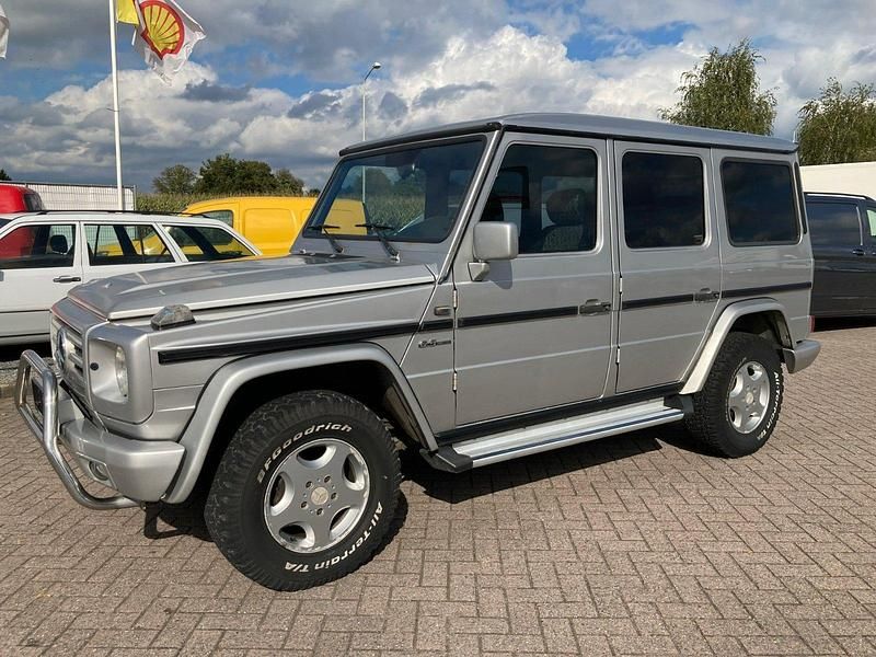 Silber Gebraucht 1996 Mercedes G300 SUV | 22.000 € - Bild 1/4