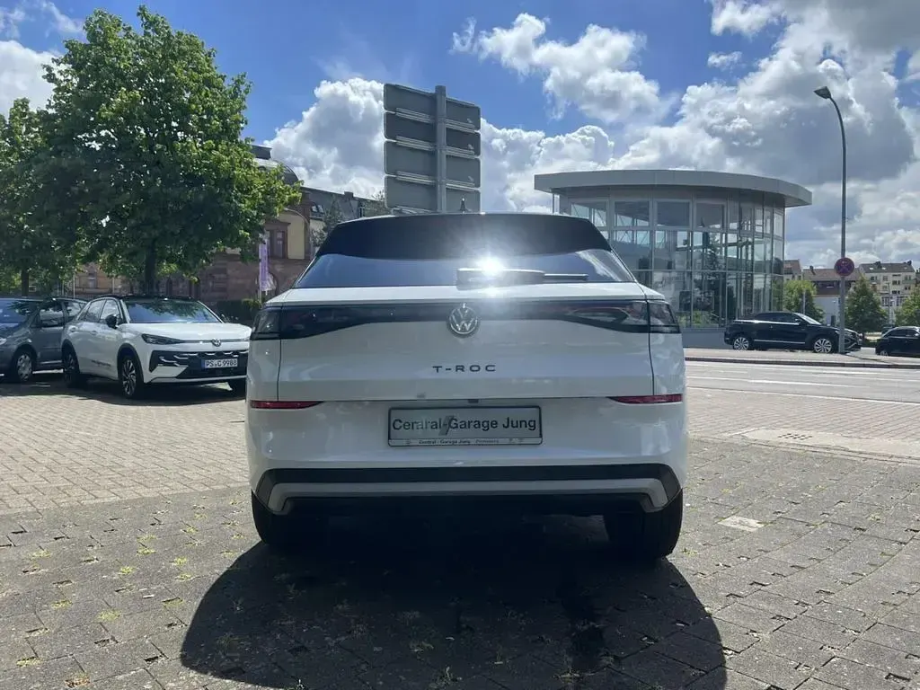 Neu VW T-Roc Style 116 PS (85 kW) 2026 Weiß SUV