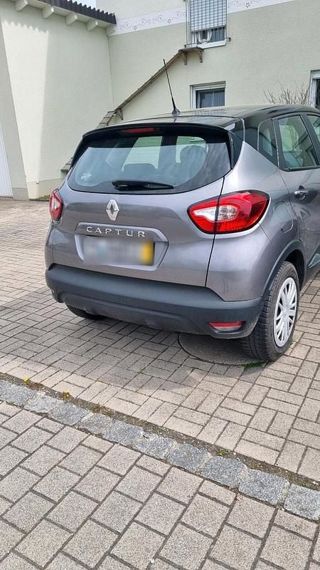 Second-hand Renault Captur 90 CP (66 kW) 2017 Gri SUV