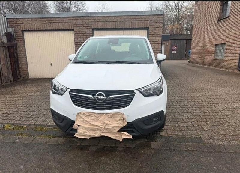 Gebraucht Opel Crossland X 82 PS (60 kW) 2017 Weiß SUV