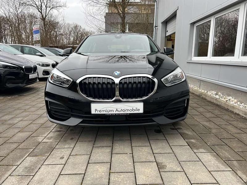 Gebraucht BMW 116 116 PS (85 kW) 2023 Schwarz ii Kleinwagen